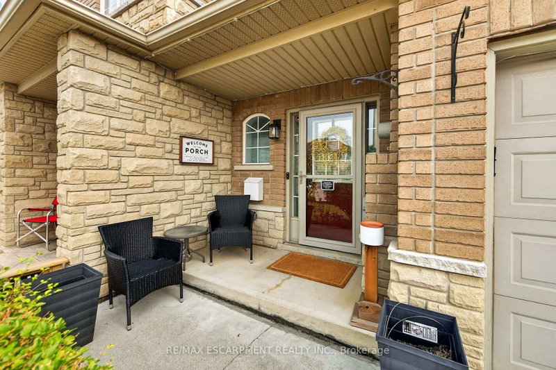 71 Cedarville Dr photo 4