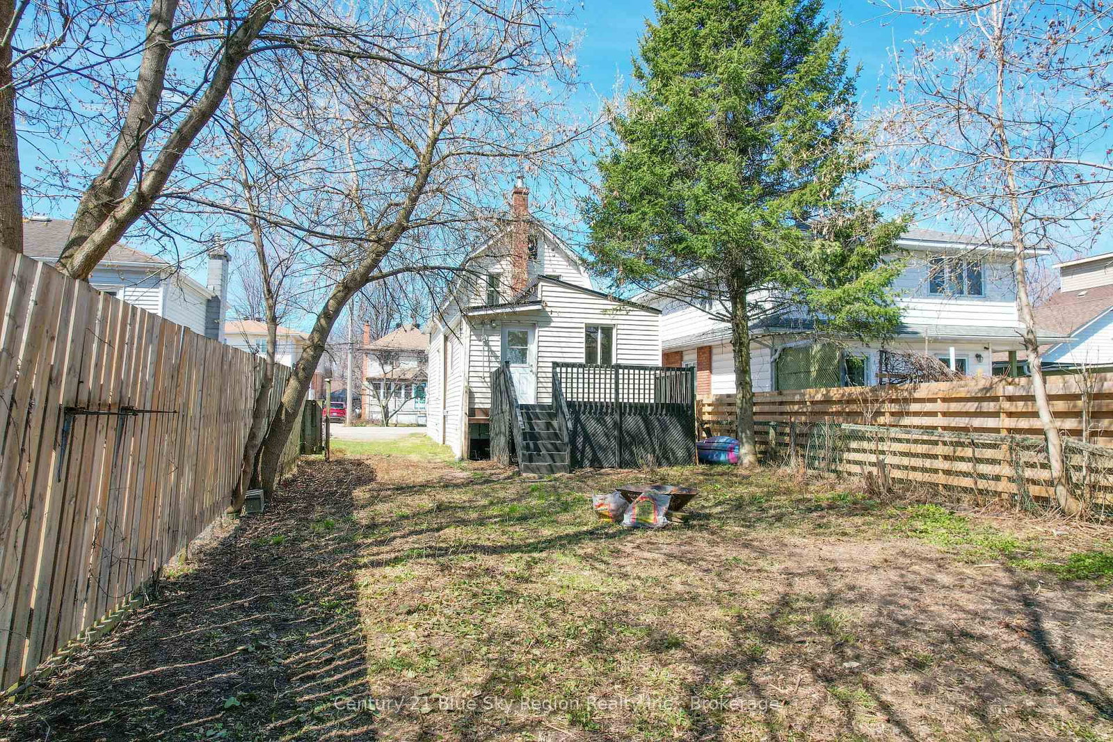 18 Pollard Avenue • North Bay, ON photo 39