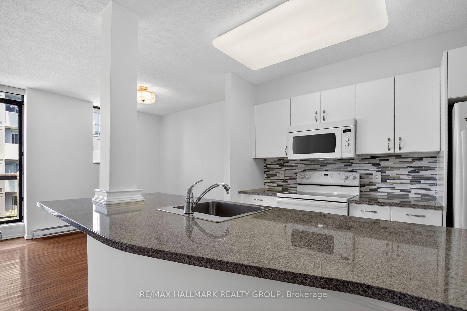 191 Parkdale Avenue • #602 • Ottawa, ON photo 14
