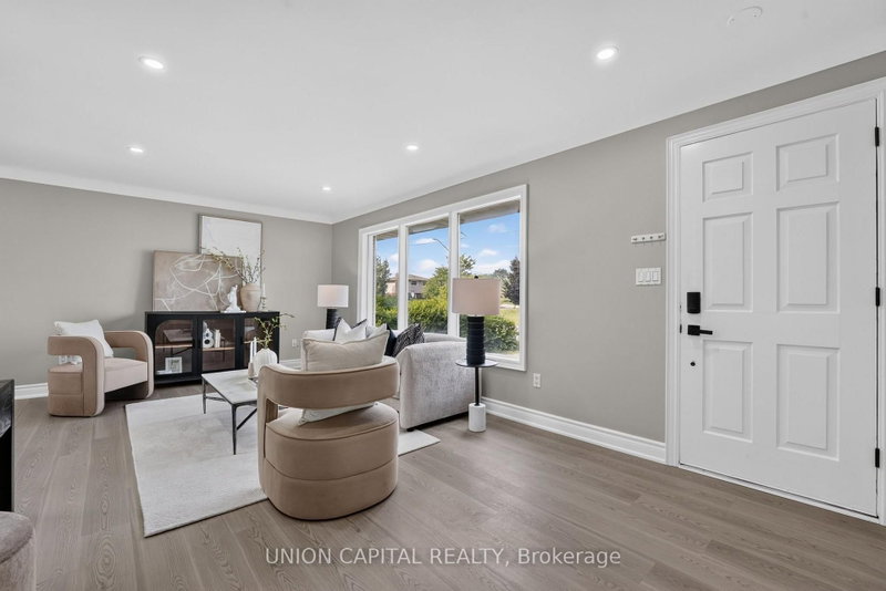 30 Collier Road N
