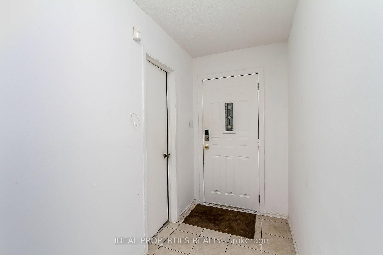 2415 Southvale Crescent • #26 • Ottawa, ON photo 3