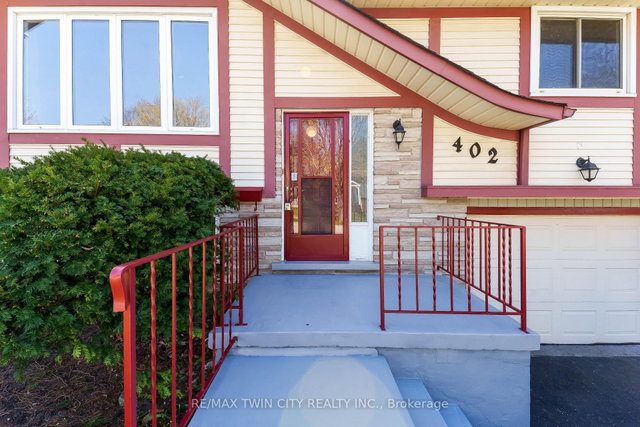 402 Lakeview Drive