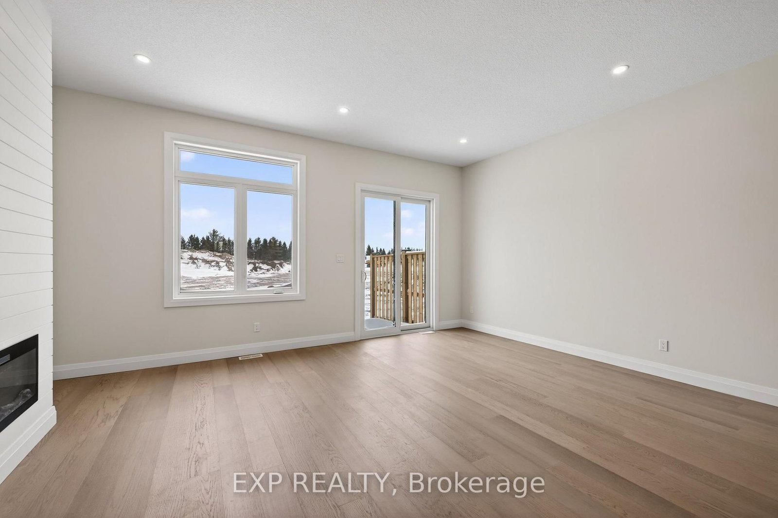 24 Dearing Drive • South Huron, ON photo 13