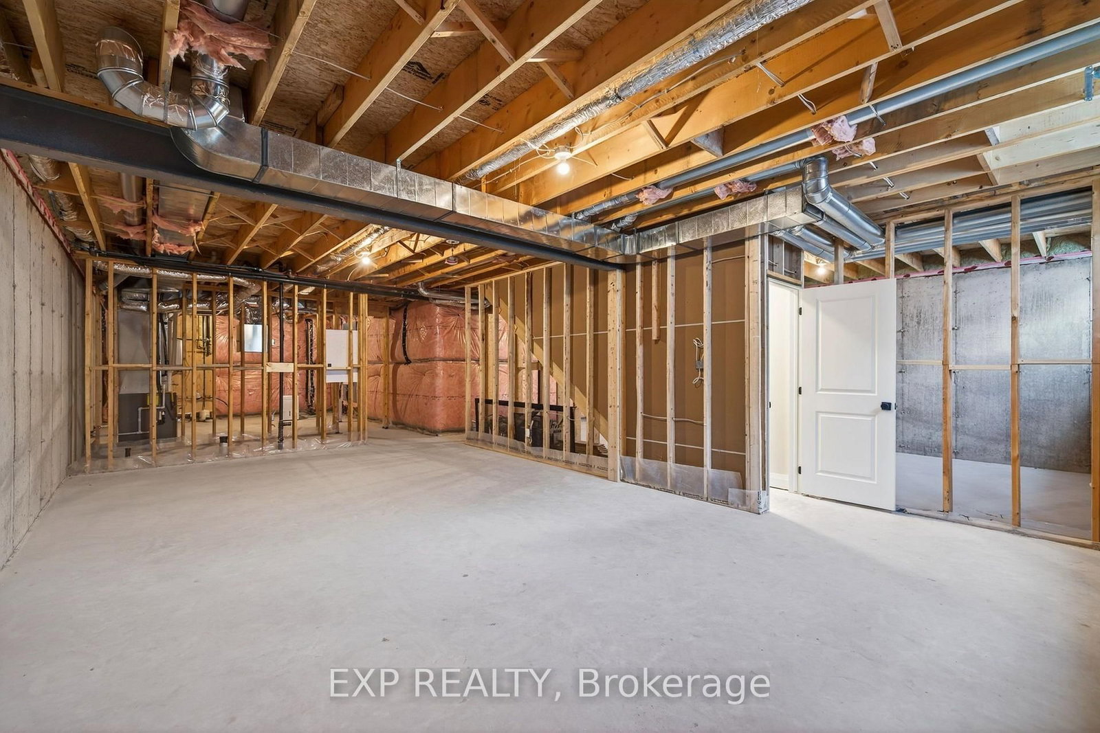 24 Dearing Drive • South Huron, ON photo 22