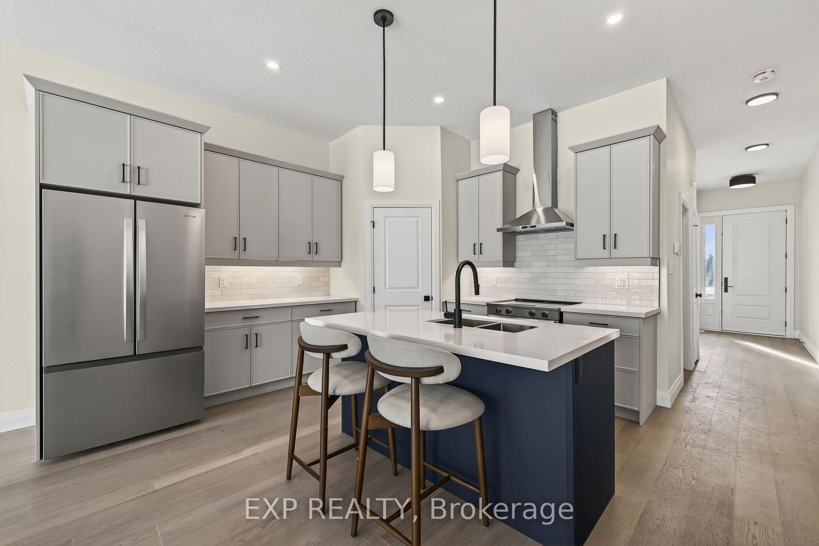 24 Dearing Drive • South Huron, ON photo 8