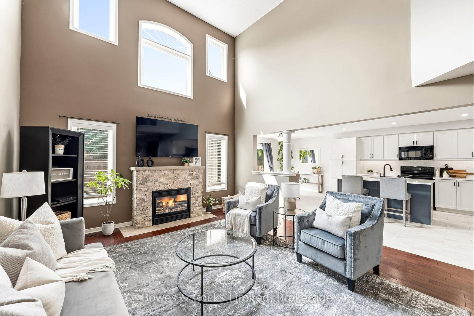 700 Tully Crescent • Peterborough, ON photo 10