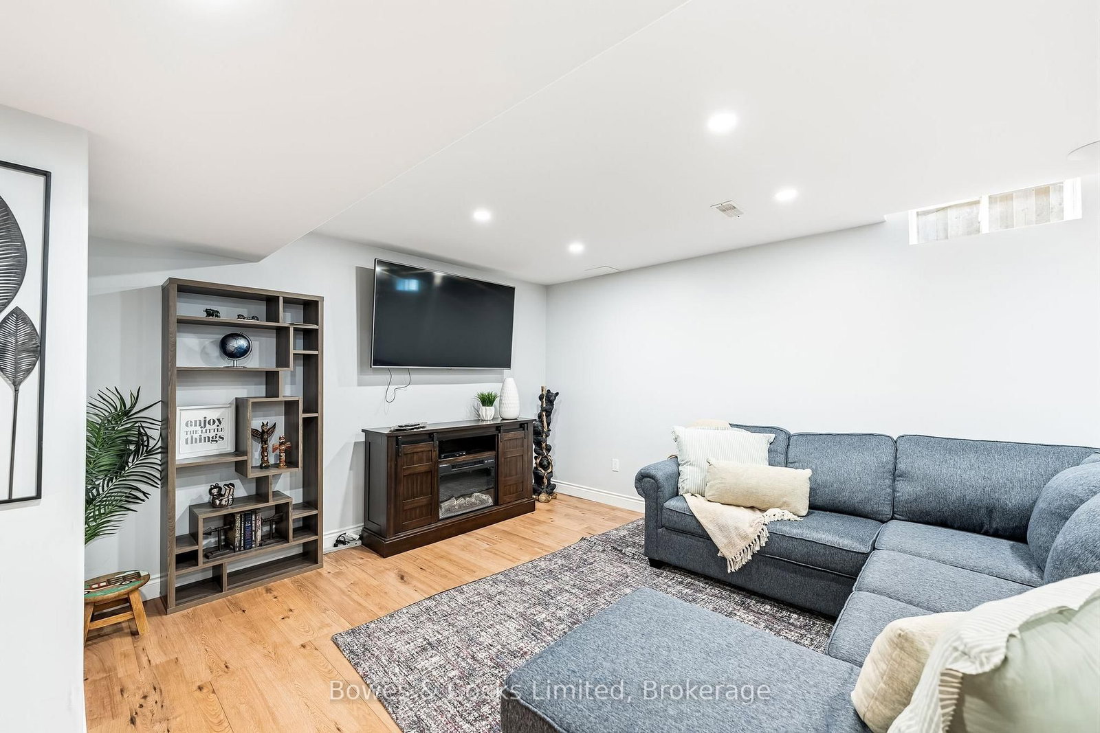 700 Tully Crescent • Peterborough, ON photo 38