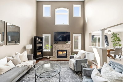 700 Tully Crescent • Peterborough, ON photo 9