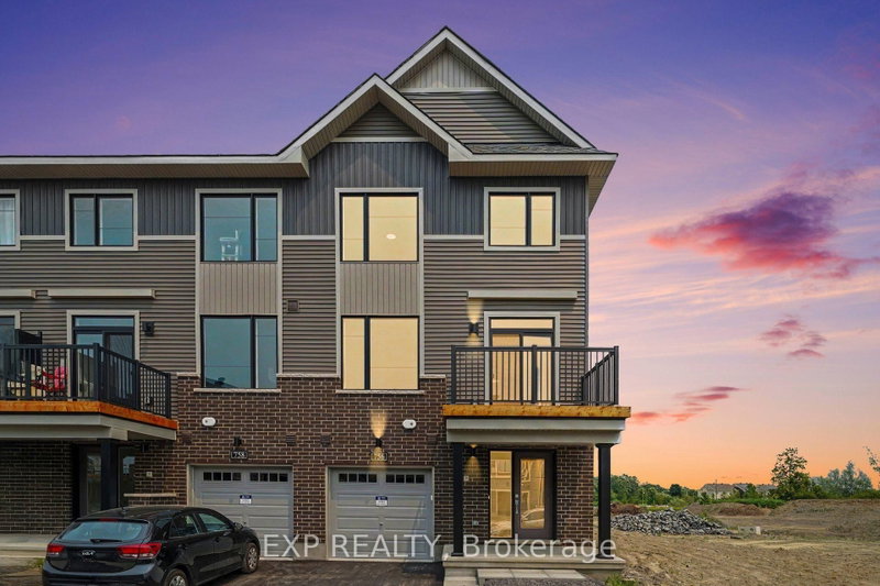 756 Tadpole Crescent