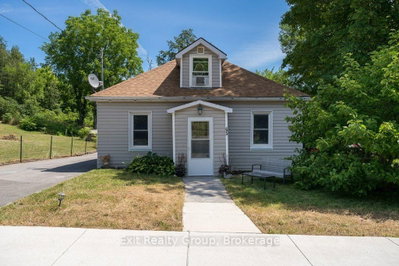 Detached House for sale at 45 McClellan Street, Tweed, Ontario, K0K 3J0 - Tweed (Village) - MLS: X13584106