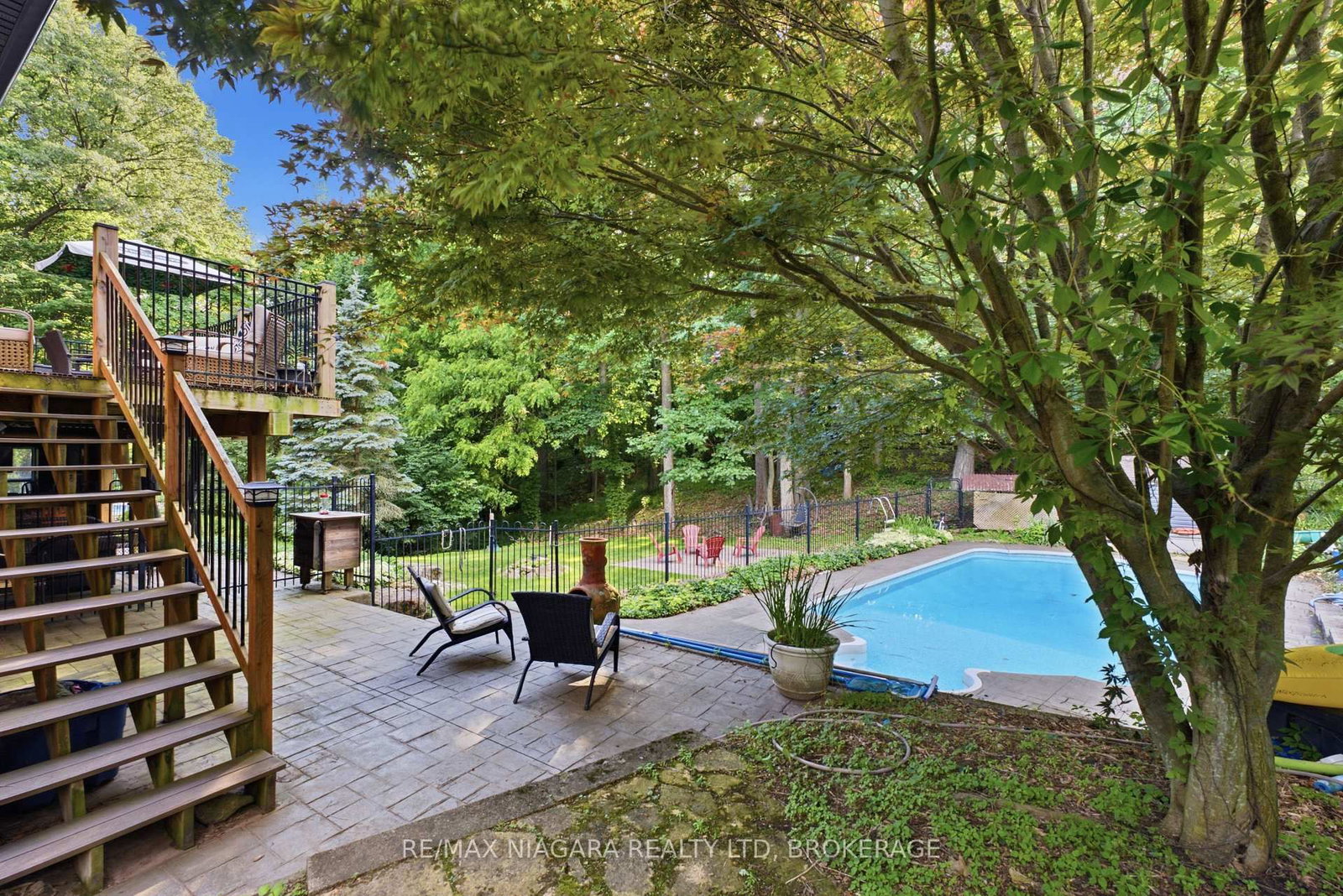 9 Beechnut Court • Pelham, ON photo 36