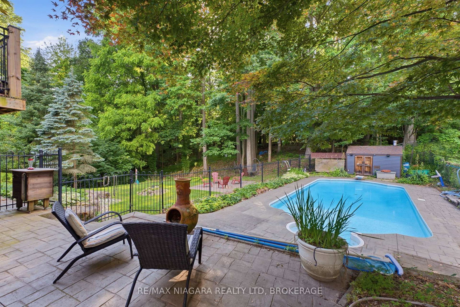 9 Beechnut Court • Pelham, ON photo 37