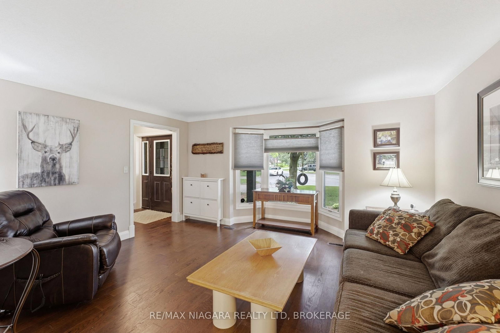 9 Beechnut Court • Pelham, ON photo 6