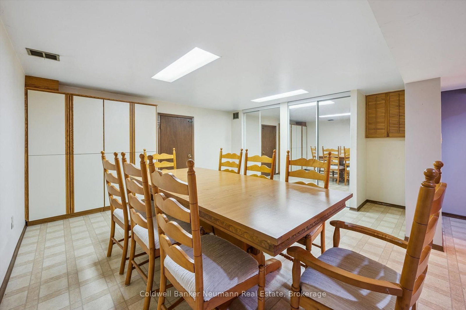 195 Victoria Road N • Guelph, ON photo 26