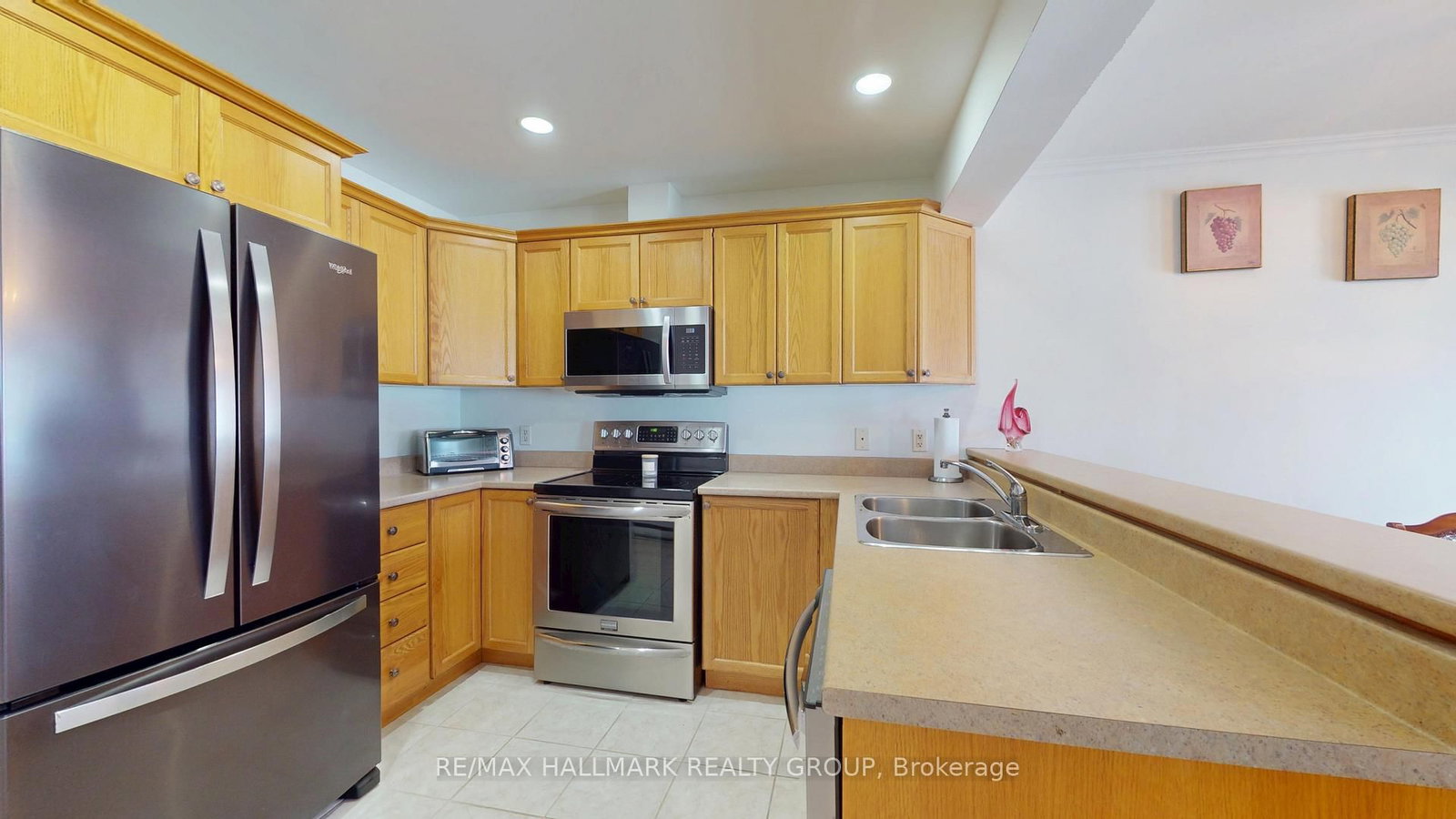 237 Oak Street W • #1102 • Gananoque, ON photo 14