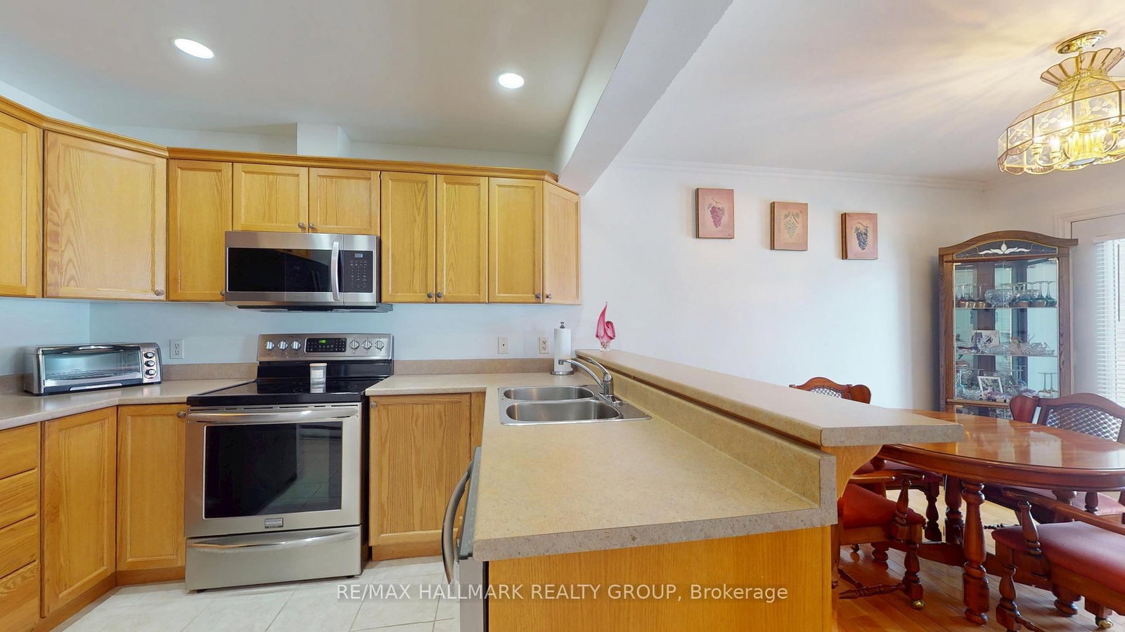 237 Oak Street W • #1102 • Gananoque, ON photo 16