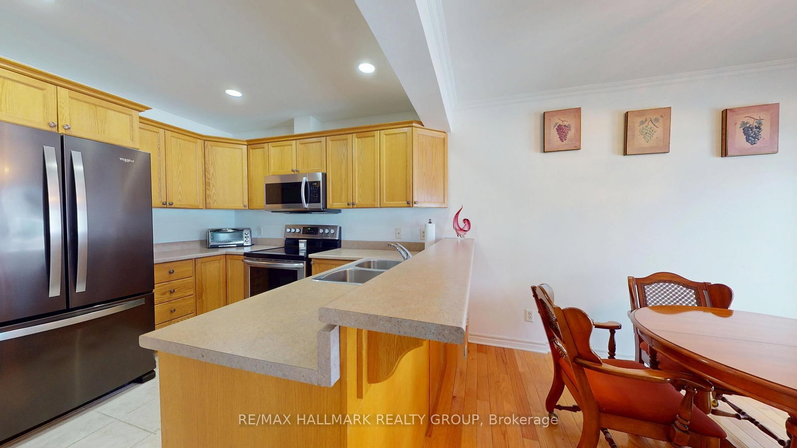 237 Oak Street W • #1102 • Gananoque, ON photo 17