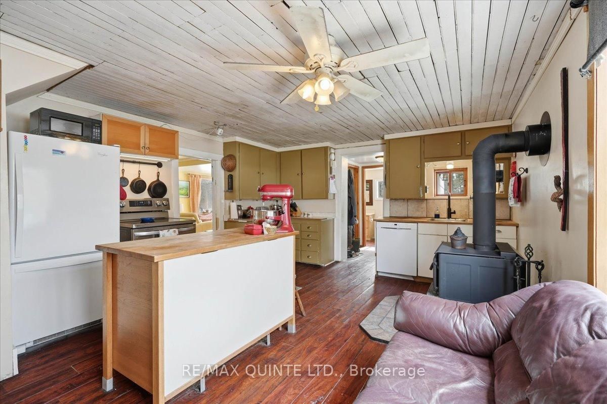 163 Main Street • Prince Edward County, ON photo 10