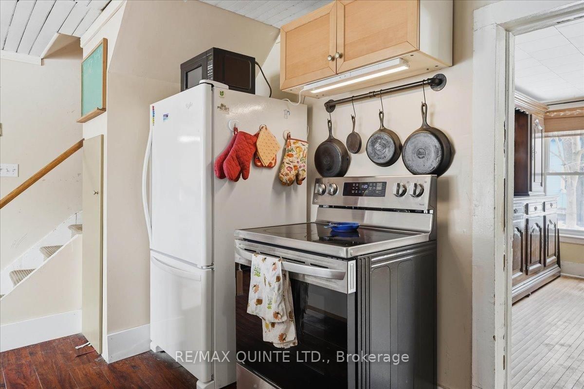 163 Main Street • Prince Edward County, ON photo 15