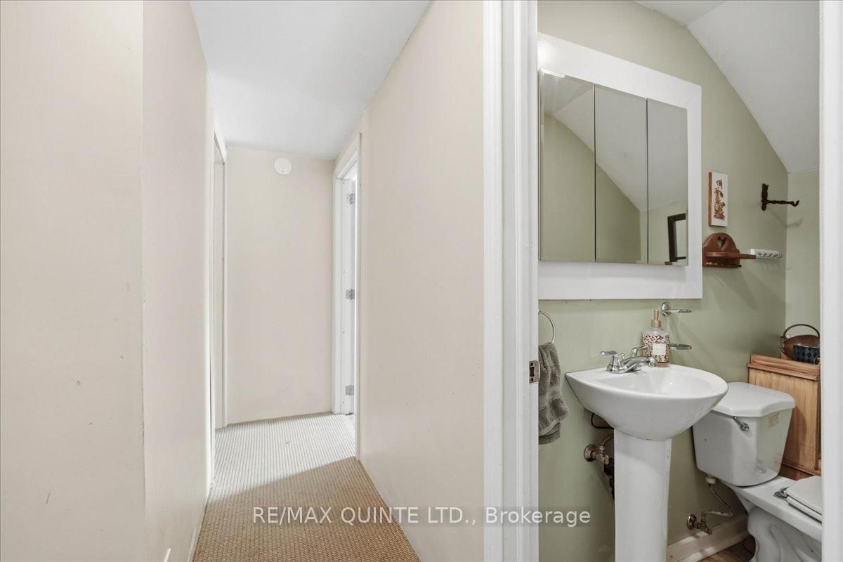 163 Main Street • Prince Edward County, ON photo 24