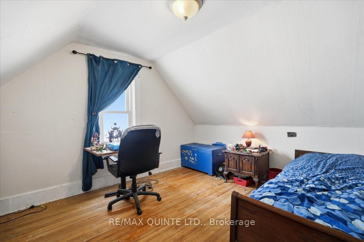 163 Main Street • Prince Edward County, ON photo 27