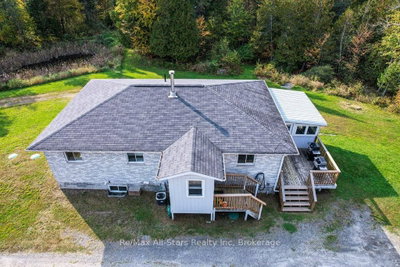 410 Etwell Road — more photos