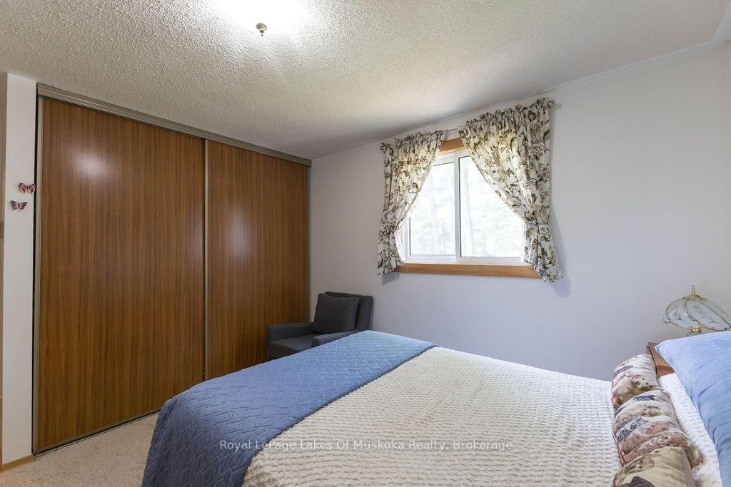 950 Muskoka #3 Road N • Huntsville, ON photo 16