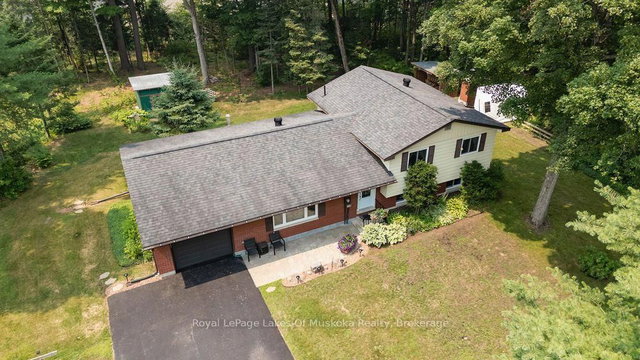 950 Muskoka #3 Road N
