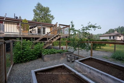 2060 Glenoah Avenue — photo 3