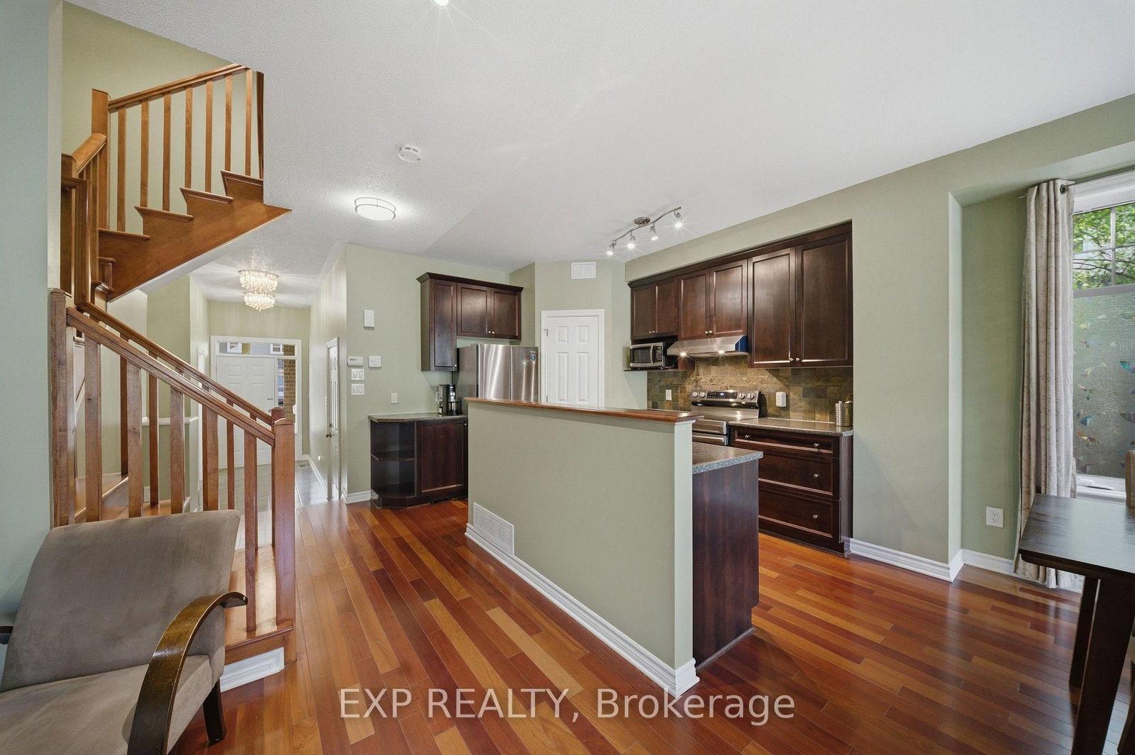 4265 Kelly Farm Drive • Ottawa, ON photo 7