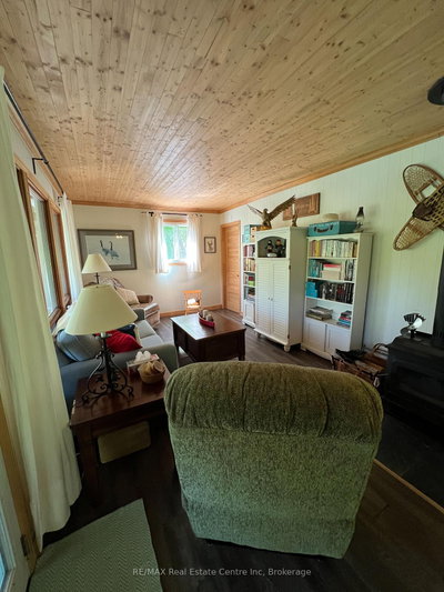 30 Pine Cone Lane • Bath, ON photo 6