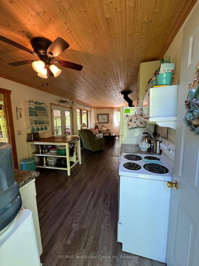 30 Pine Cone Lane • Bath, ON photo 8