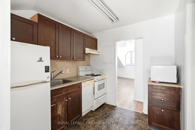 2 - 525 Richmond Street