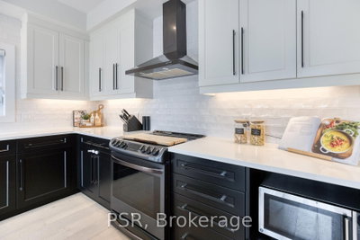 577 Doonwoods Crescent • Kitchener, ON photo 5