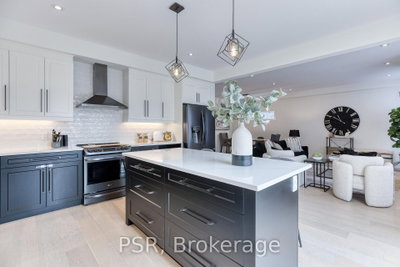 577 Doonwoods Crescent • Kitchener, ON photo 8