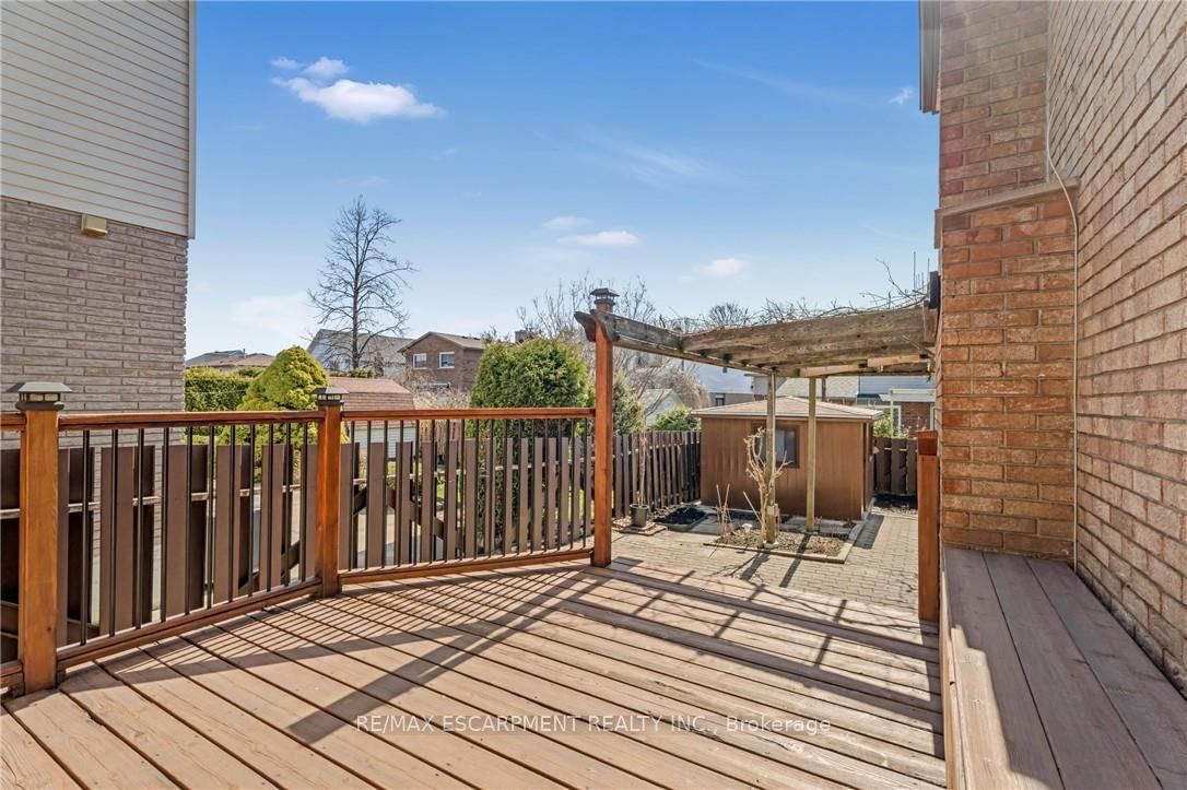 36 Skylark Drive • Hamilton, ON photo 39