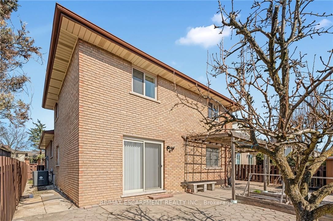 36 Skylark Drive • Hamilton, ON photo 42