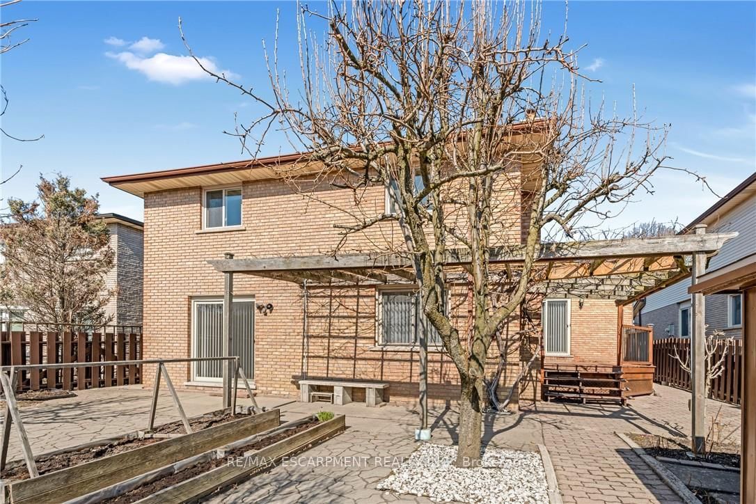 36 Skylark Drive • Hamilton, ON photo 43