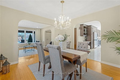 36 Skylark Drive • Hamilton, ON photo 9