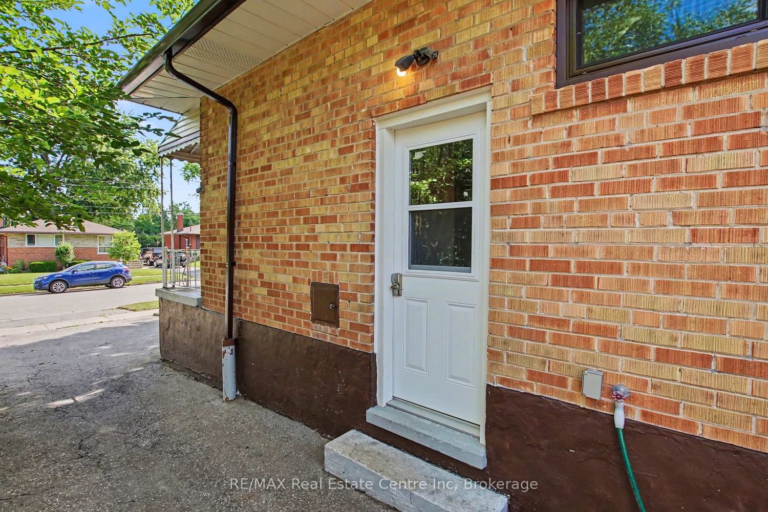 91 Dumbarton Street • Guelph, ON photo 31