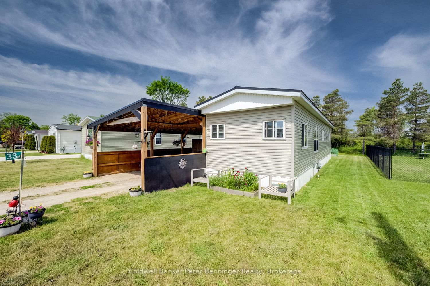 33 Dove Road • Brockton, ON photo 1