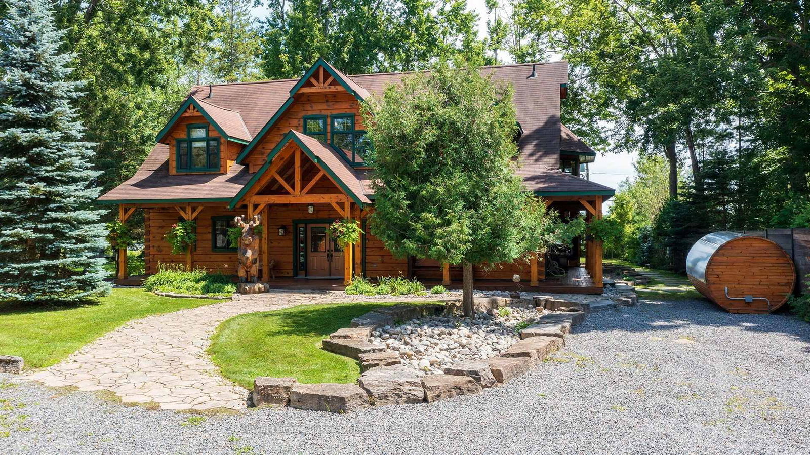 1040 7TH HEAVEN Lane • Bracebridge, ON photo 1