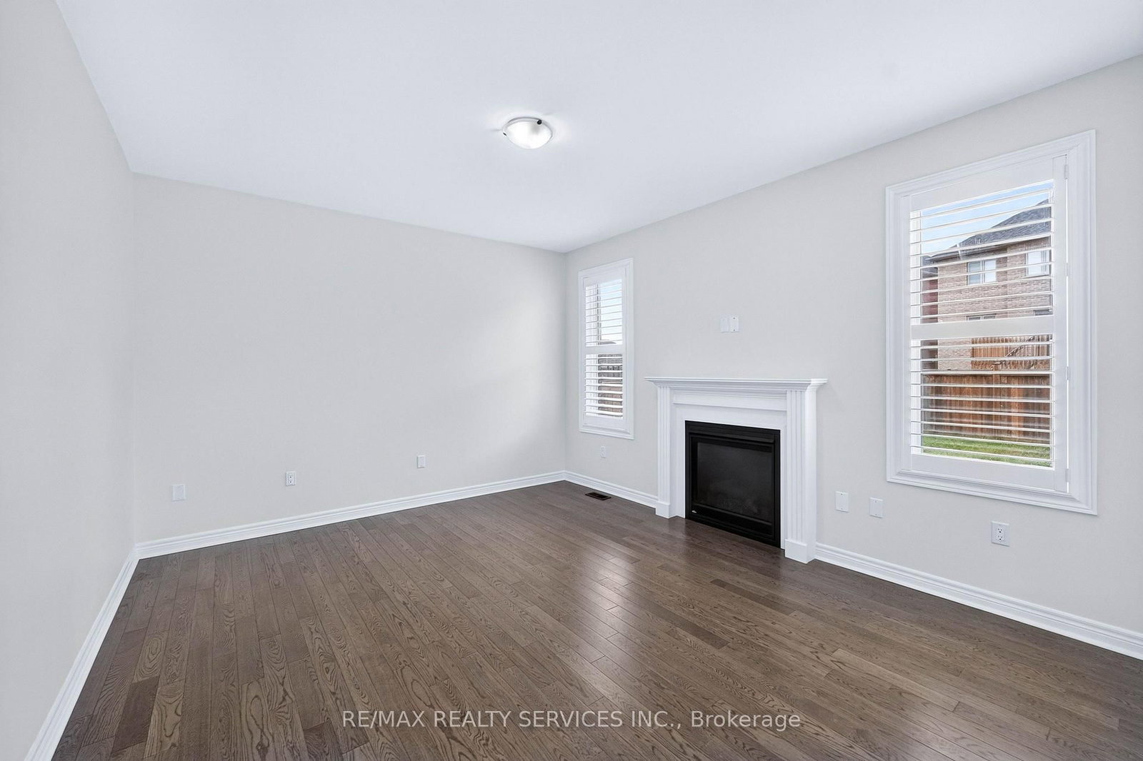 1149 Upper Thames Drive • Woodstock, ON photo 11
