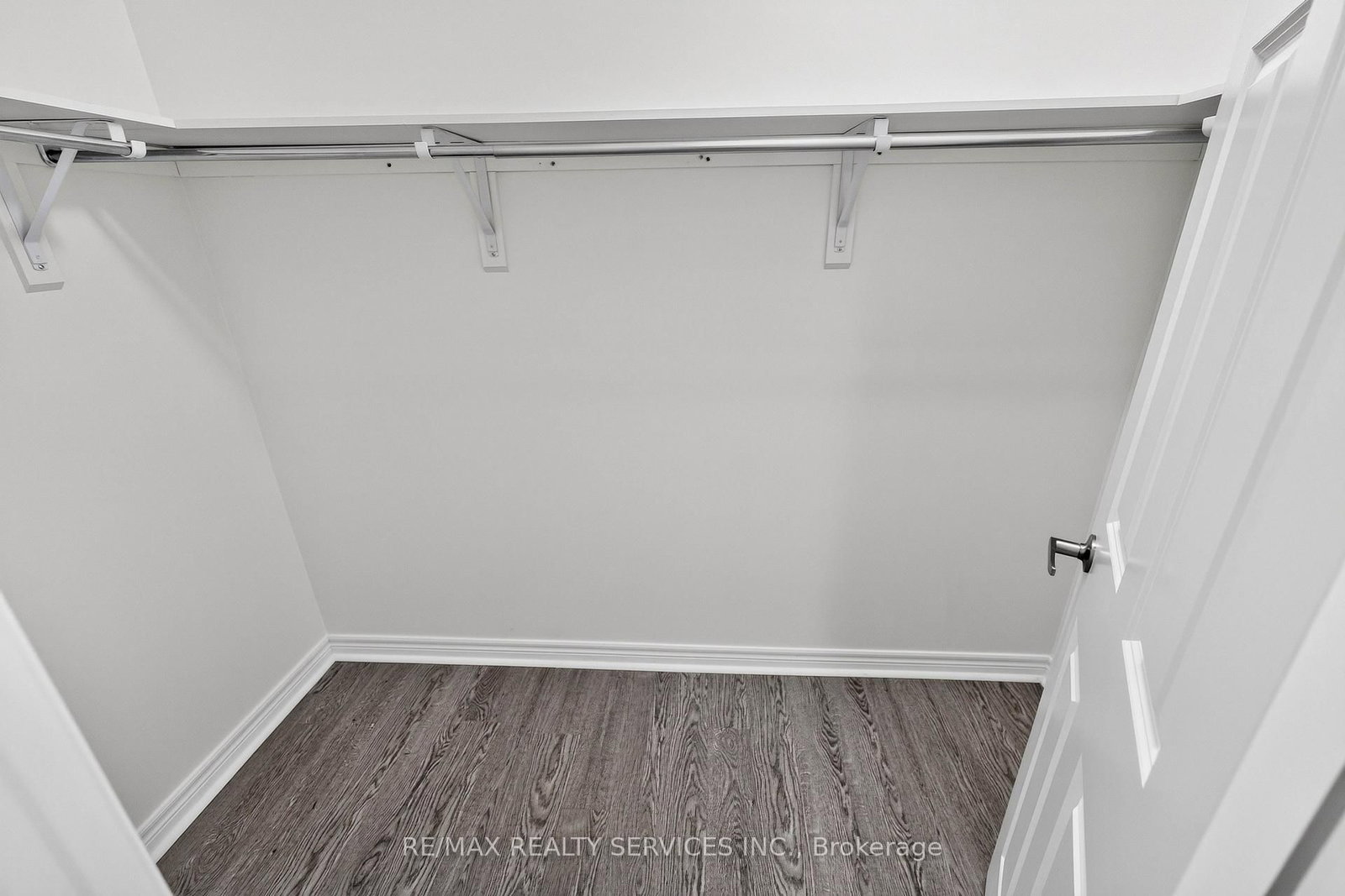 1149 Upper Thames Drive • Woodstock, ON photo 29