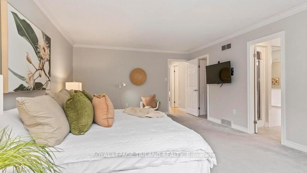 535 Topping Lane • #12 • London South, ON photo 13