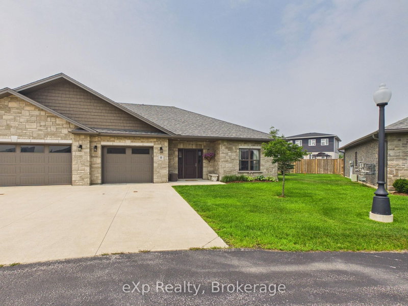 1050 Waterloo St #11, Saugeen Shores, Ontario