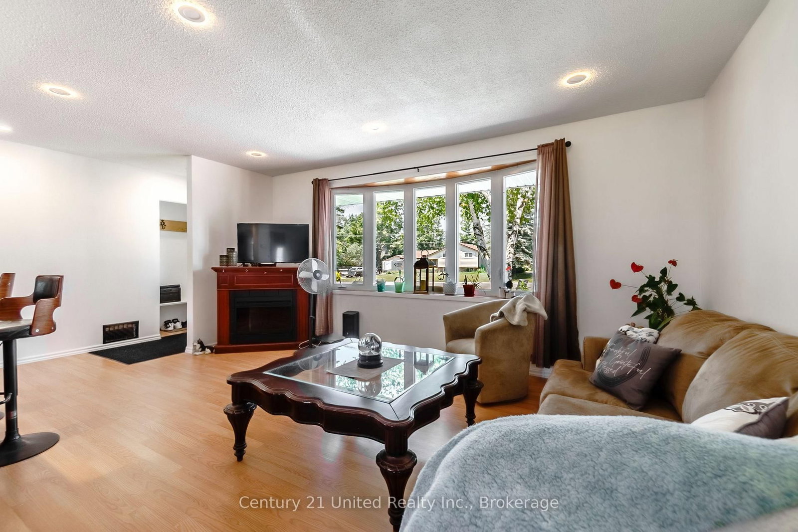 16 Janet Drive • Kawartha Lakes, ON photo 12