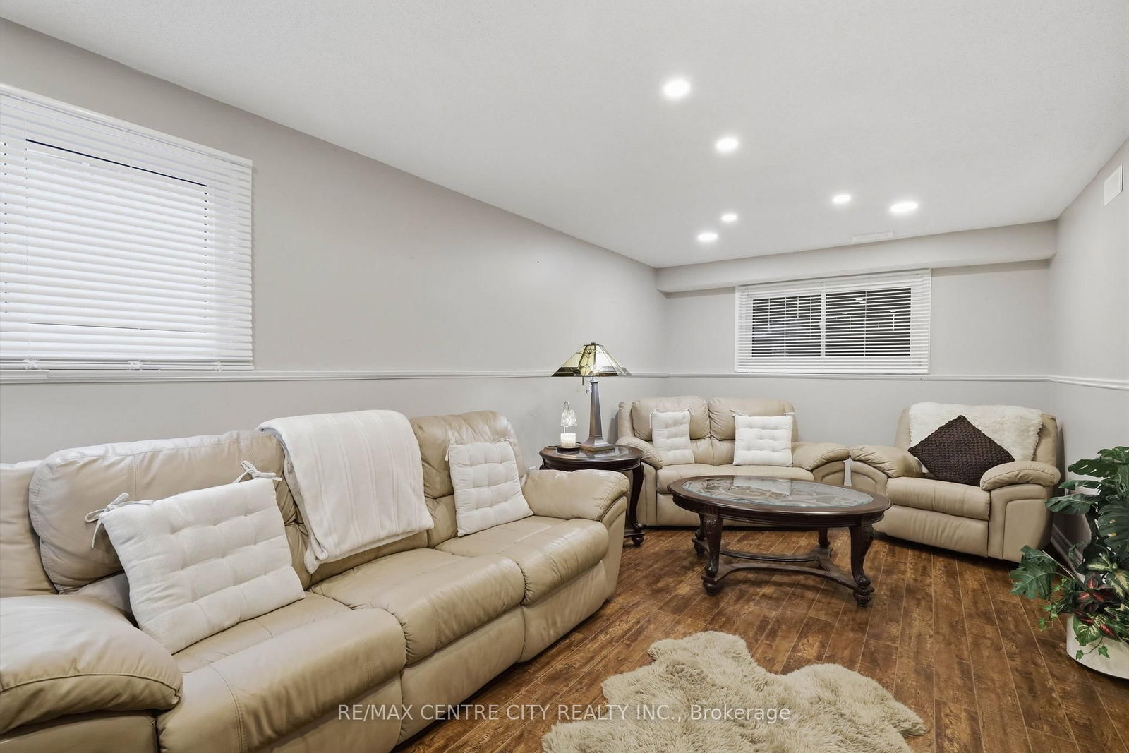 419 Ferndale Avenue • London South, ON photo 28