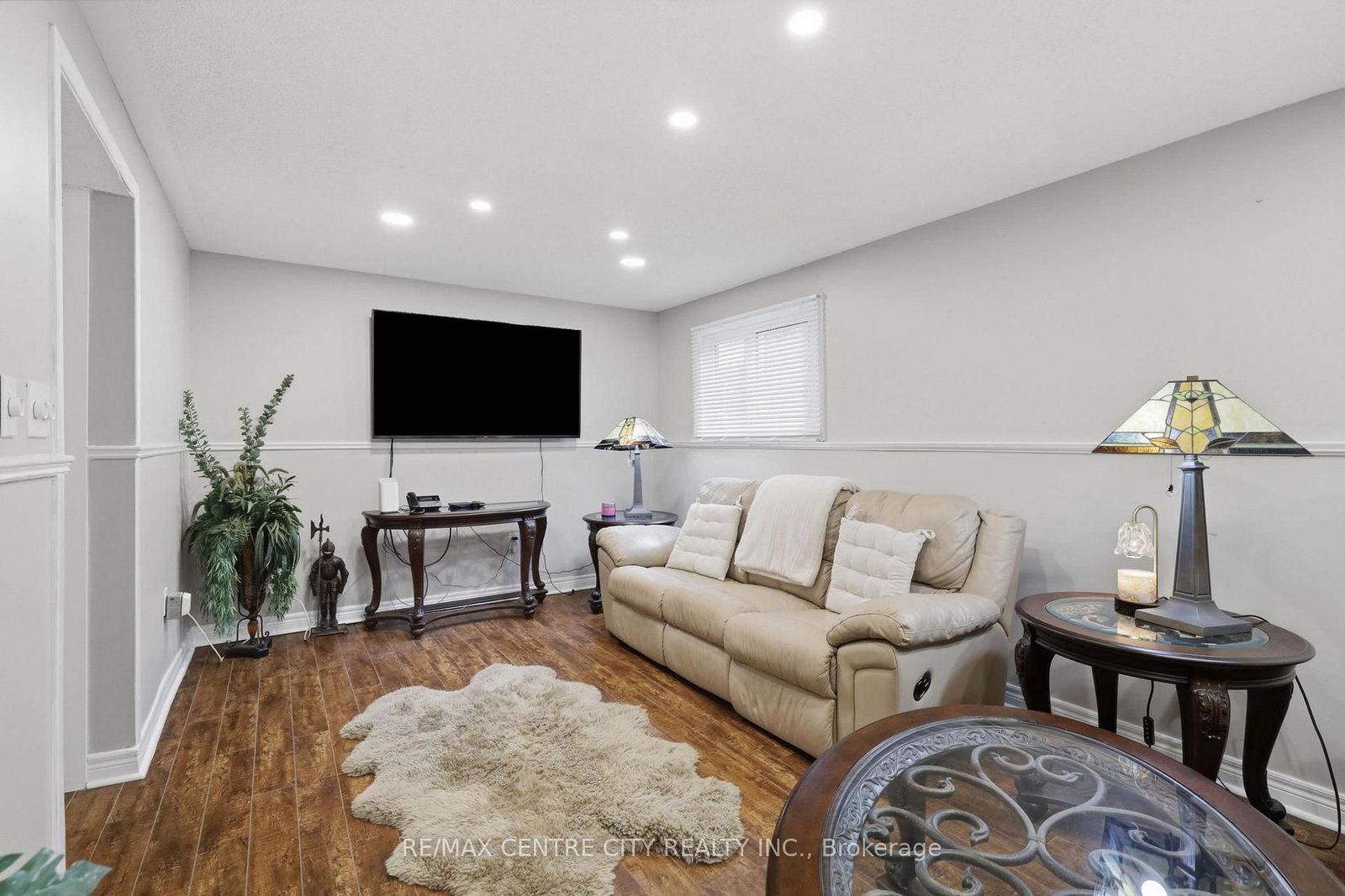 419 Ferndale Avenue • London South, ON photo 30