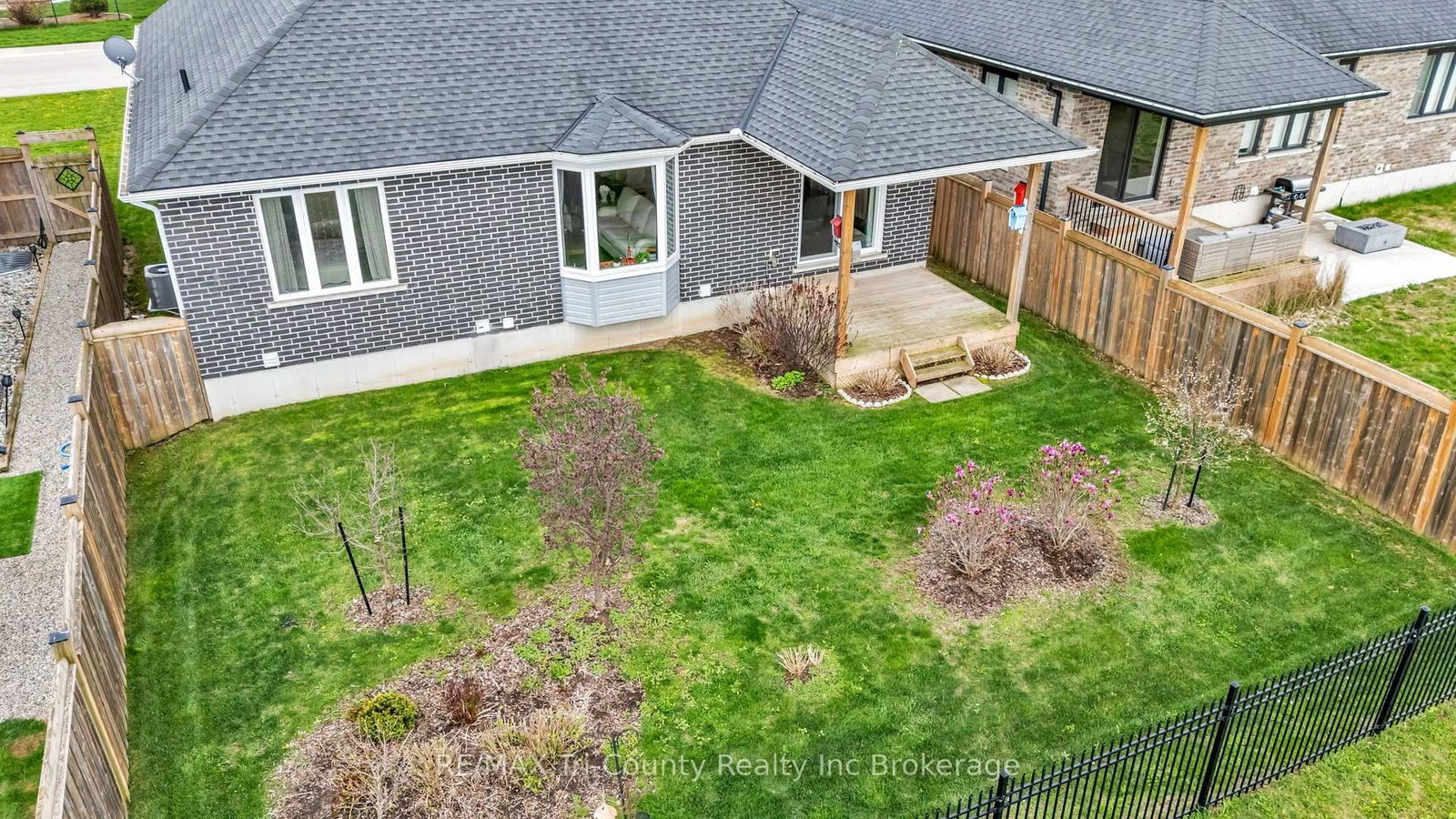 18 Crocus Avenue • Tillsonburg, ON photo 37